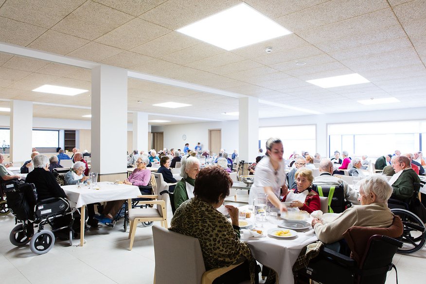 Nova sede da Real Institución Benéfico Social Padre Rubinos