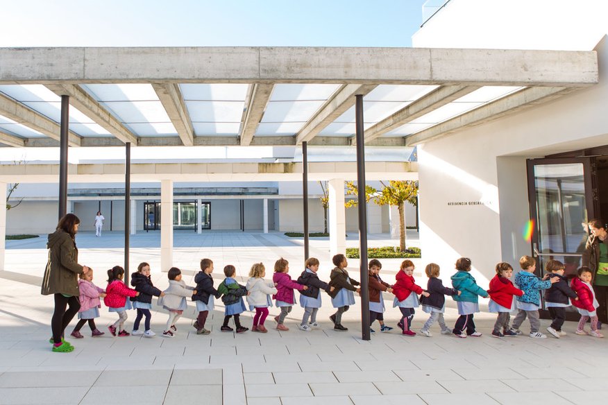 Nova sede da Real Institución Benéfico Social Padre Rubinos